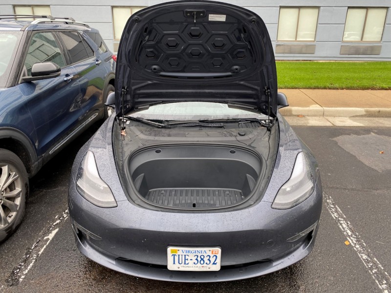 Tesla03.jpg